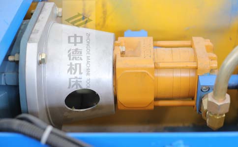 ZDPK-6325采用國內(nèi)一流品牌電機(jī)及油泵，動(dòng)力強(qiáng)勁，噪音低.jpg